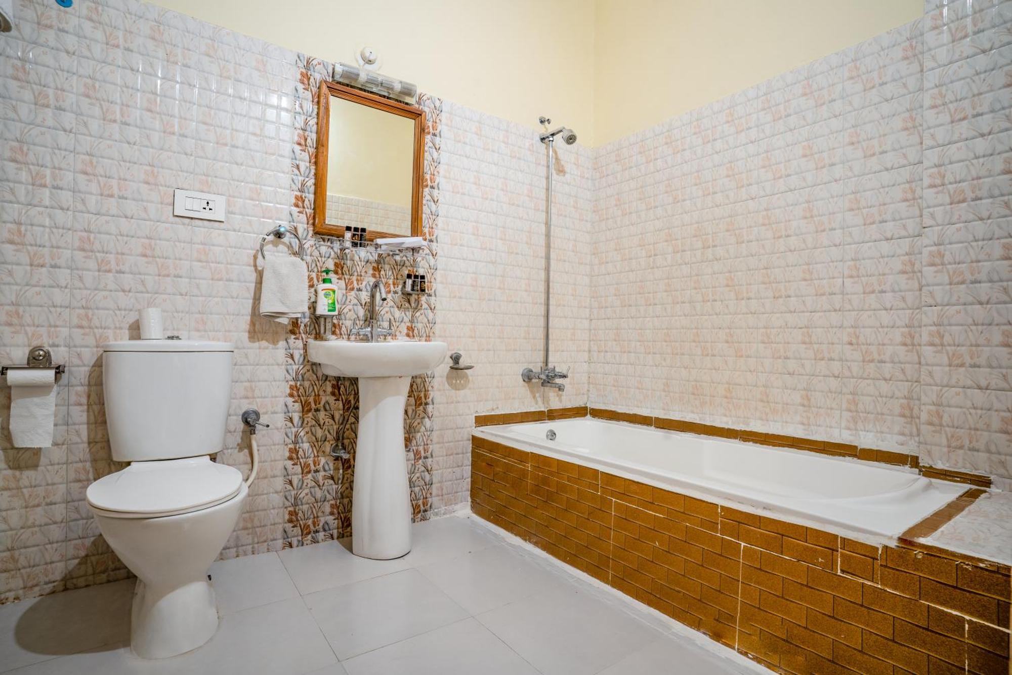 Tripli Hotels Shiv Villas Udaipur Luaran gambar