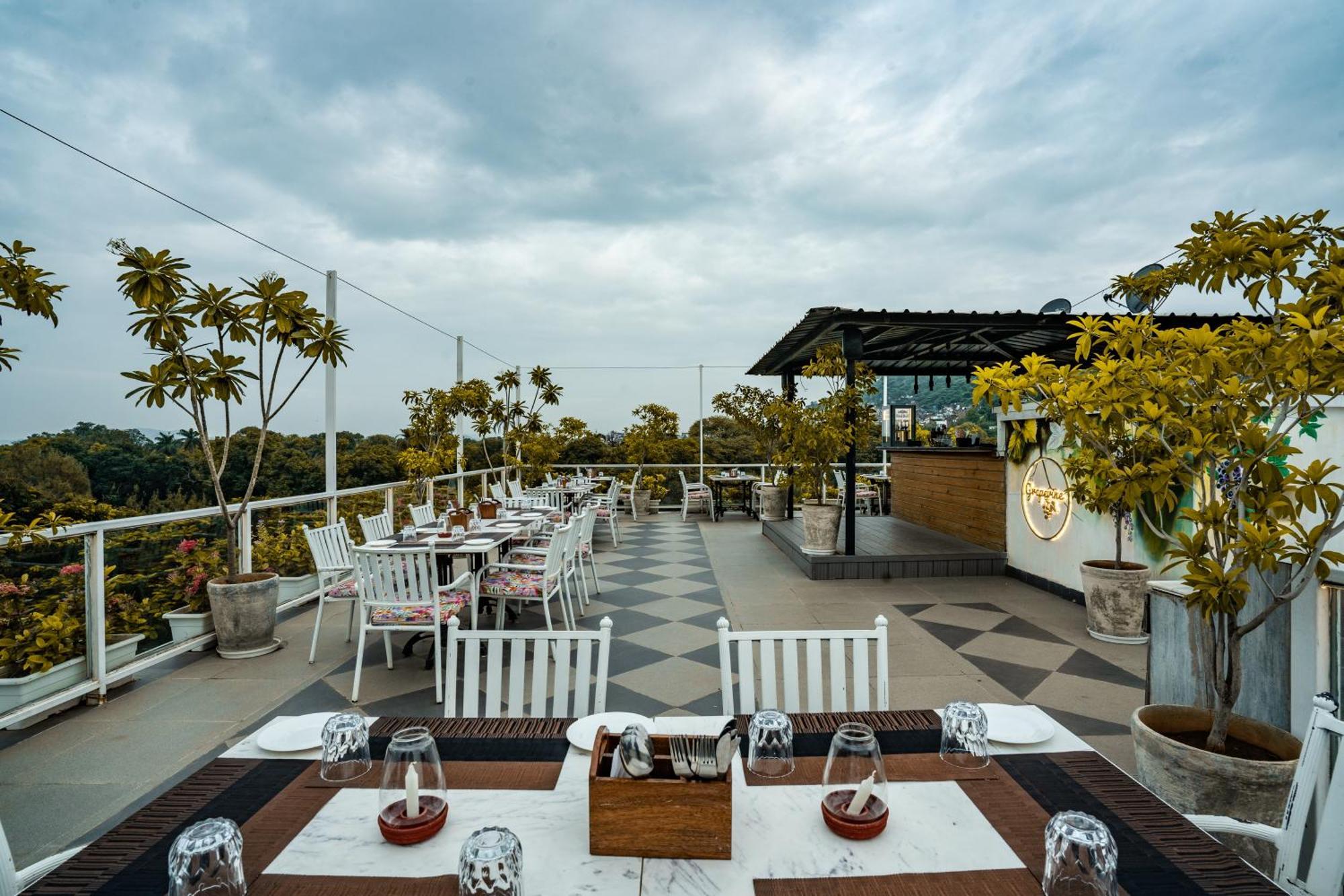 Tripli Hotels Shiv Villas Udaipur Luaran gambar