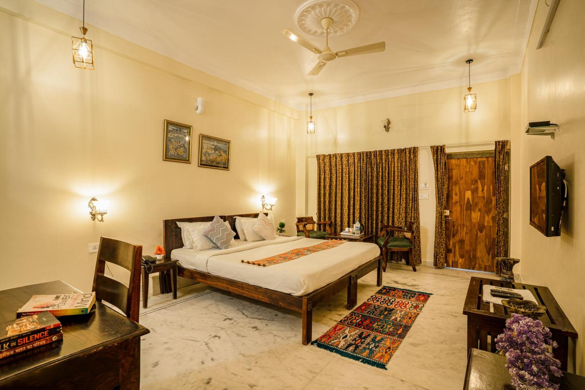 Tripli Hotels Shiv Villas Udaipur Luaran gambar