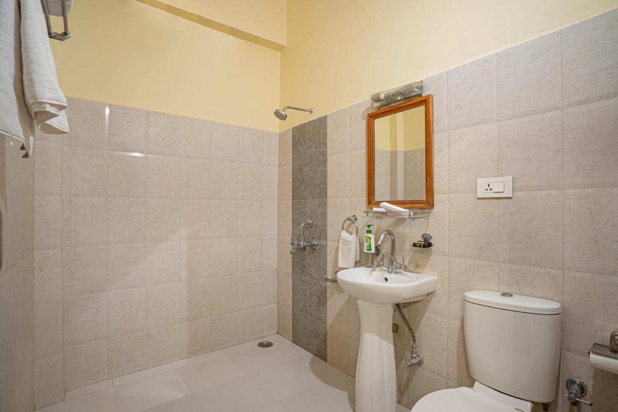 Tripli Hotels Shiv Villas Udaipur Luaran gambar